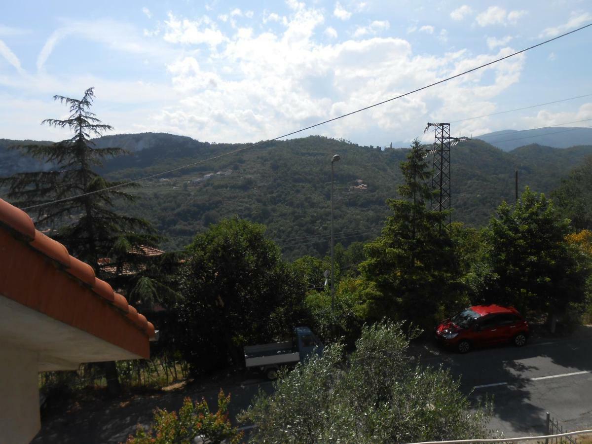 La Mansardina Apartamento Vezzi Portio Exterior foto